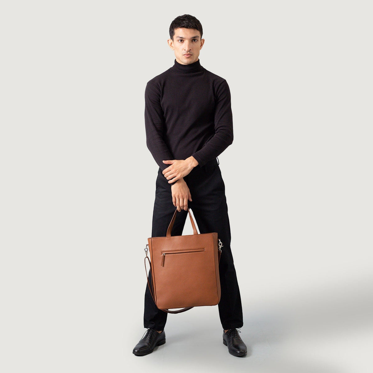 
The Poet حقيبة تسوق جلدية – alternate product view 2